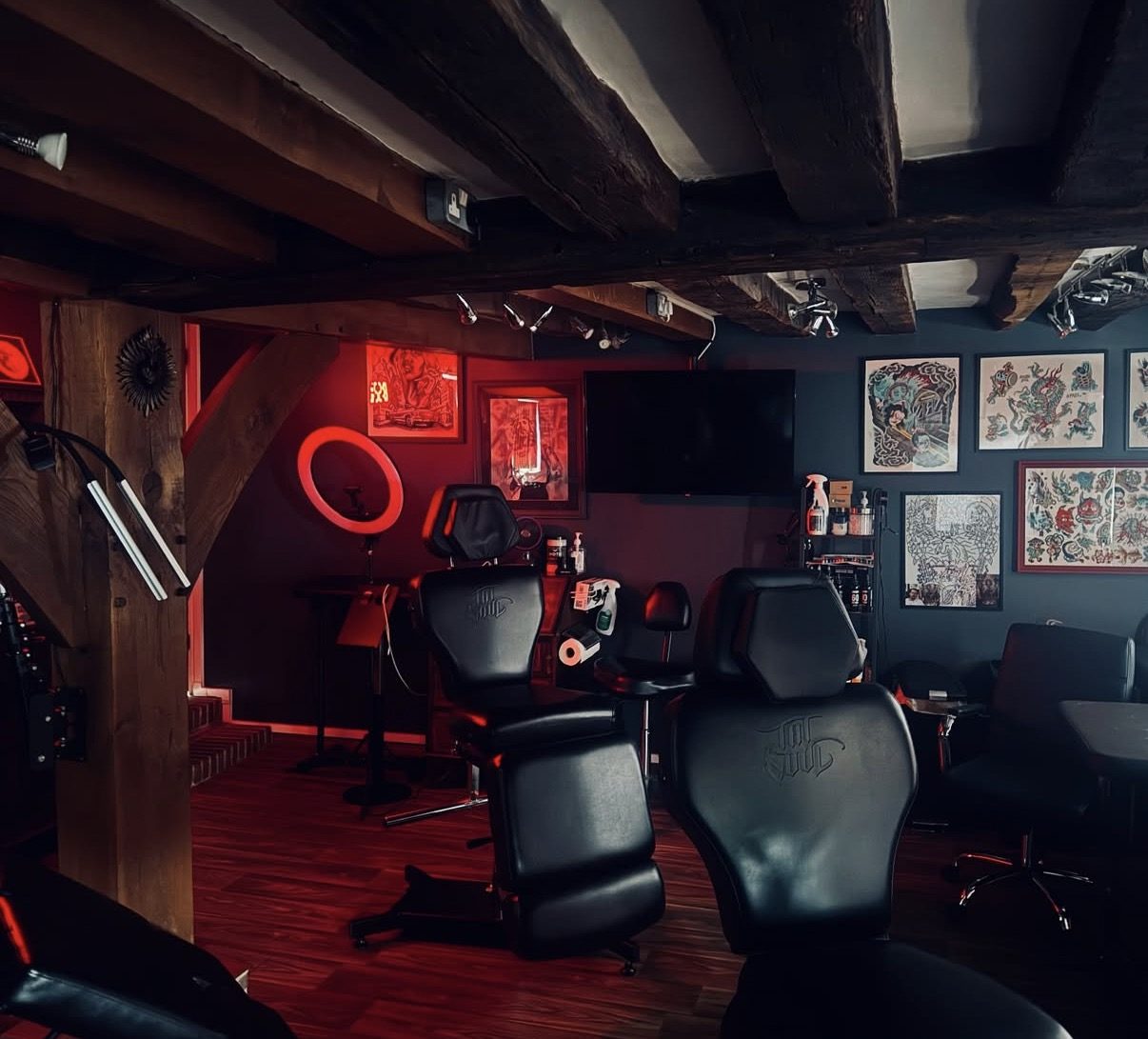 Inkfusion tattoo studio interior in Wokingham 1